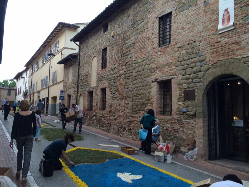 13325614_576808272493530_4434164922419349329_n